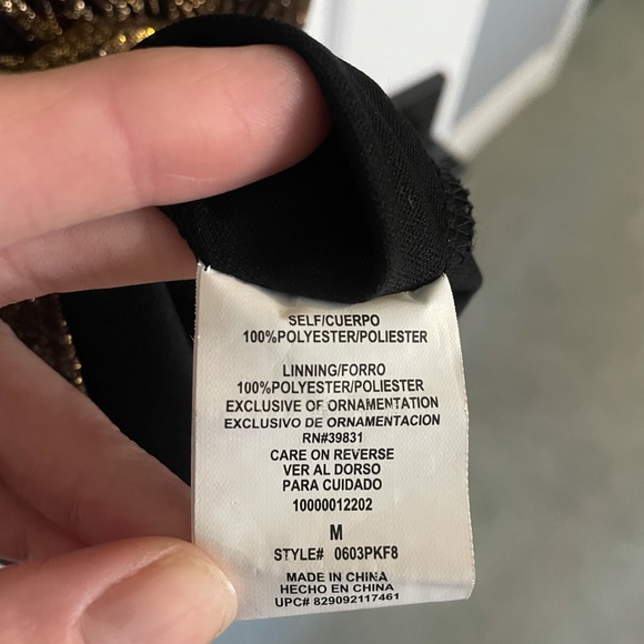 Xoxo textured zippered fitted dress - Picture 2 of 7